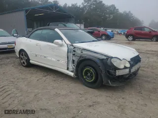 2006 Mercedes-Benz CLK-Class 5.0L with VIN WDBTK75G76T062703, listed as a Copart auction lot 43360395 with 118,214 mi miles and Salvage Title. Bid and sale history available at carsss.com. Image 4.