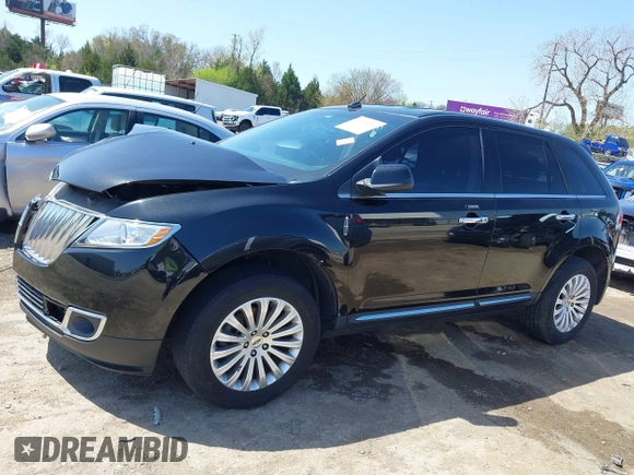 2013 Lincoln MKX with VIN 2LMDJ6JKXDBL04359, listed as a IAAI auction lot 41974216 with 160,904 mi miles. Bid and sale history available at carsss.com. Image 14.