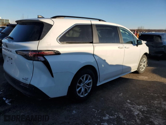 2024 Toyota Sienna LE with VIN 5TDGSKFC4RS112719, listed as a Copart auction lot 41977365 with 0 mi miles and Salvage Title. Bid and sale history available at carsss.com. Image 3.