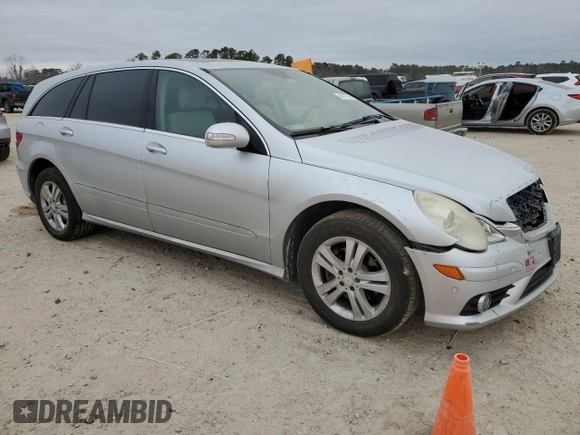 2008 Mercedes-Benz R 3.5L with VIN 4JGCB56E18A066999, listed as a Copart auction lot 44117725 with 123,238 mi miles and Salvage title. Bid and sale history available at DreamBid. Image 4.