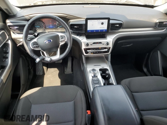 2022 Ford Explorer XLT with VIN 1FMSK8DH7NGC20702, listed as a Copart auction lot 60247555 with 15,278 mi miles and Salvage title. Bid and sale history available at DreamBid. Image 8.