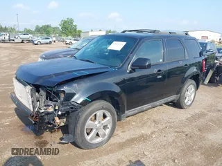 2010 Ford Escape Limited с VIN 1FMCU9EG9AKC46462, выставлен на аукционе IAAI как лот 42603175 с пробегом 97 323 миль миль и . История ставок и продаж доступна на DreamBid. Изображение 2.