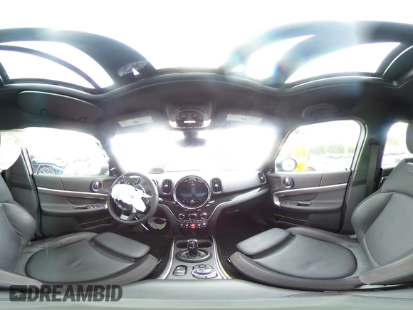 2024 MINI Countryman Cooper S with VIN WMZ83BR08R3R60395, listed as a Copart auction lot 61432835 with 18,142 mi miles and Salvage title. Bid and sale history available at DreamBid. Image 16.