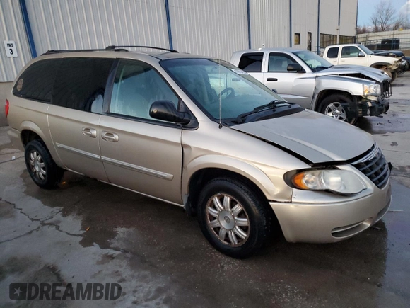 2006 Chrysler Town & Country Touring with VIN 2A4GP54L76R766506, listed as a Copart auction lot 48345115 with Not Provided miles and Salvage Title. Bid and sale history available at DreamBid. Image 4.