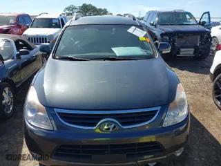 2012 Hyundai Veracruz Limited with VIN KM8NU4CC2CU196846, listed as a IAAI auction lot 41805692 with 174,132 mi miles. Bid and sale history available at carsss.com. Image 12.