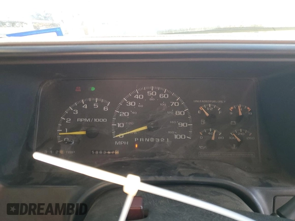 1997 GMC Yukon with VIN 1GKEK13R0VJ710179, listed as a Copart auction lot 81374234 with 186,257 mi miles and Salvage Title. Bid and sale history available at carsss.com. Image 9.