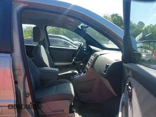 2008 Chevrolet Equinox LS z VIN 2CNDL23F386314552, wystawiony jako IAAI lot #42306043 z przebiegiem 118 452 mil mil oraz . Historia ofert i sprzedaży dostępna na DreamBid. Obrazek 5.