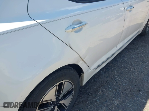 2013 Kia Optima EX z VIN KNAGM4AD6D5056638, wystawiony jako IAAI lot #42311049 z przebiegiem 170 817 mil mil oraz . Historia ofert i sprzedaży dostępna na DreamBid. Obrazek 12.
