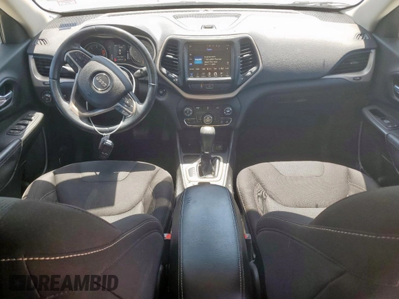 2017 Jeep Cherokee Latitude with VIN 1C4PJLCB5HW540477, listed as a Copart auction lot 51736995 with 124,387 mi miles and Salvage Title. Bid and sale history available at DreamBid. Image 8.