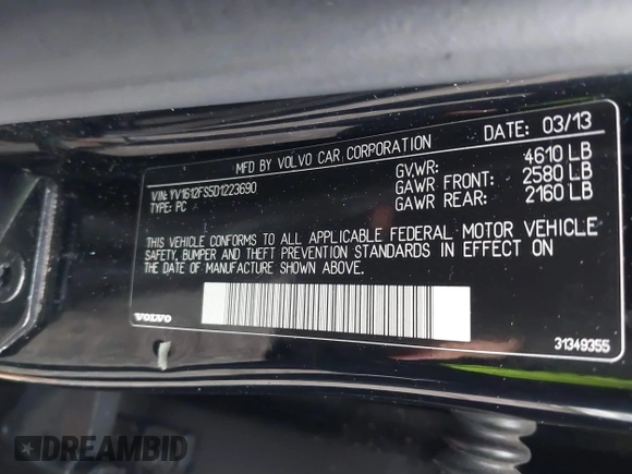 2013 Volvo S60 T5 Premier with VIN YV1612FS5D1223690, listed as a IAAI auction lot 40065547 with 999,999 mi miles. Bid and sale history available at carsss.com. Image 9.