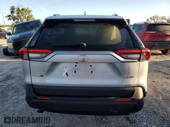 2022 Toyota RAV4 XLE with VIN 2T3W1RFV2NW195861, listed as a Copart auction lot 69635394 with 19,815 mi miles and Non repairable. Bid and sale history available at DreamBid. Image 6.
