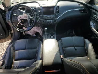 2018 Chevrolet Impala Premier z VIN 2G1125S33J9145956, wystawiony jako Copart lot #63218755 z przebiegiem Nie podano mil oraz Szkoda całkowita • Salvage title. Historia ofert i sprzedaży dostępna na DreamBid. Obrazek 8.