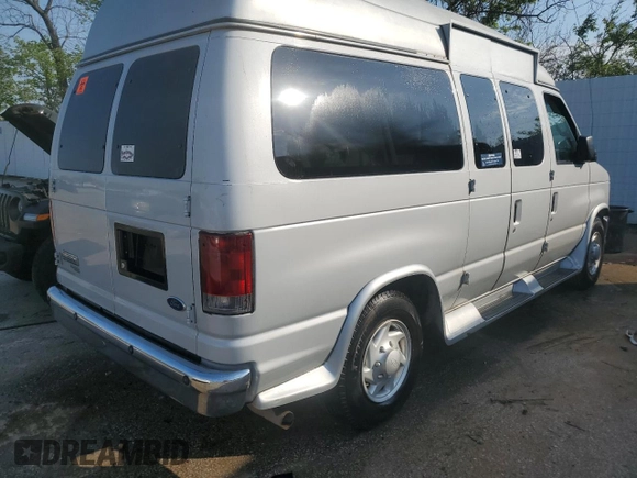 2008 Ford Econoline Passenger XL with VIN 1FBNE31L48DA30502, listed as a Copart auction lot 50341364 with Not Provided miles and Salvage Title. Bid and sale history available at DreamBid. Image 3.