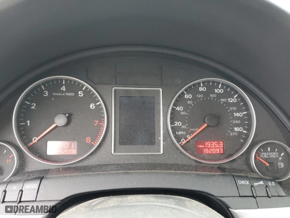 2008 Audi A4 2.0T with VIN WAUDF78E98A166786, listed as a Copart auction lot 84434984 with 182,093 mi miles and Salvage Title. Bid and sale history available at carsss.com. Image 9.