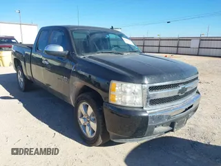 2010 Chevrolet Silverado 1500 LT with VIN 1GCSCSE07AZ142394, listed as a IAAI auction lot 41461545 with 199,789 mi miles and . Bid and sale history available at DreamBid. Image 1.