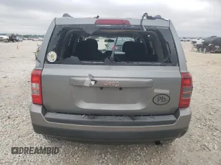 2014 Jeep Patriot Sport with VIN 1C4NJPBA4ED595288, listed as a Copart auction lot 70340814 with 154,585 mi miles and Salvage title. Bid and sale history available at DreamBid. Image 6.