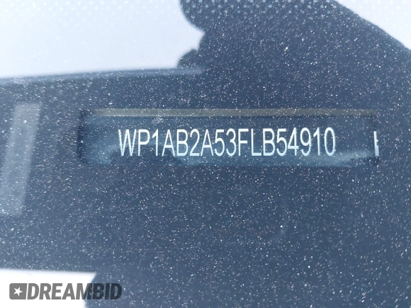 2015 Porsche Macan S with VIN WP1AB2A53FLB54910, listed as a IAAI auction lot 41990015 with 95,038 mi miles and . Bid and sale history available at DreamBid. Image 9.