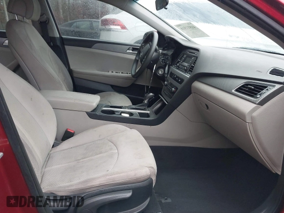 2015 Hyundai Sonata 2.4L SE with VIN 5NPE24AF7FH188232, listed as a IAAI auction lot 41811518 with 140,850 mi miles. Bid and sale history available at carsss.com. Image 5.