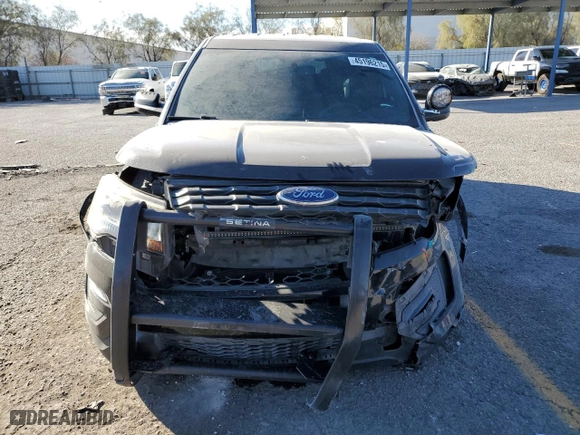 2017 Ford Police Interceptor Utility with VIN 1FM5K8AR7HGC25025, listed as a Copart auction lot 45196215 with 110,447 mi miles and Salvage Title. Bid and sale history available at carsss.com. Image 5.