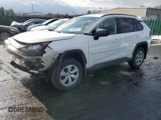 2021 Toyota RAV4 LE with VIN 2T3F1RFV3MC146667, listed as a Copart auction lot 44600015 with 28,069 mi miles and Salvage Title. Bid and sale history available at carsss.com. Image 1.