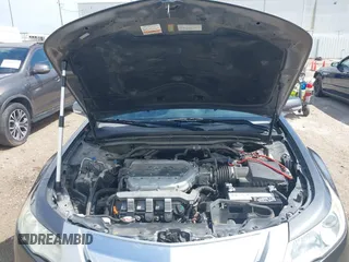 2009 Acura TL Technology z VIN 19UUA86579A024594, wystawiony jako IAAI lot #42466764 z przebiegiem Nie podano mil oraz . Historia ofert i sprzedaży dostępna na DreamBid. Obrazek 10.