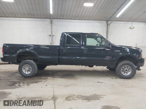2004 Ford F-350 XL z VIN 1FTSW31P74EB44030, wystawiony jako IAAI lot #42232329 z przebiegiem 141 796 mil mil oraz . Historia ofert i sprzedaży dostępna na DreamBid. Obrazek 13.