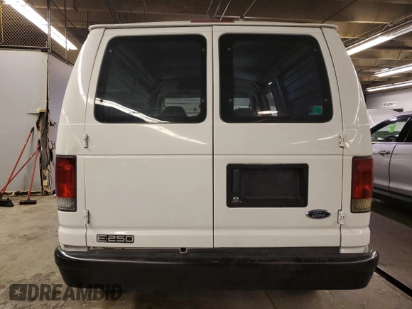 2004 Ford Econoline Cargo with VIN 1FTNE24L94HA24585, listed as a Copart auction lot 84096974 with 41,647 mi miles and Salvage Title. Bid and sale history available at DreamBid. Image 6.