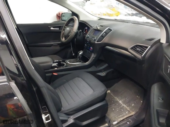 2017 Ford Edge SE with VIN 2FMPK4G9XHBB29888, listed as a IAAI auction lot 41606690 with 61,662 mi miles. Bid and sale history available at carsss.com. Image 5.