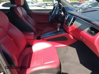 2017 Porsche Macan GTS с VIN WP1AG2A55HLB53391, выставлен на аукционе IAAI как лот 42238946 с пробегом 51 656 миль миль и . История ставок и продаж доступна на DreamBid. Изображение 5.