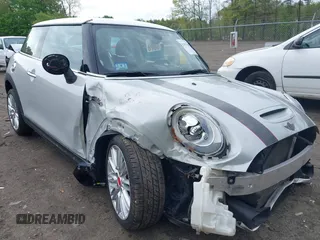 2015 MINI Hardtop S with VIN WMWXP7C51F2A39817, listed as a IAAI auction lot 42197480 with 62,742 mi miles and . Bid and sale history available at DreamBid. Image 1.
