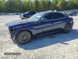 2018 Alfa Romeo Giulia z VIN ZARFAEBN4J7575360, wystawiony jako Copart lot #53157085 z przebiegiem 70 032 mil mil oraz Szkoda całkowita • Salvage title. Historia ofert i sprzedaży dostępna na DreamBid. Obrazek 1.