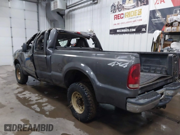 2004 Ford F-250 XL z VIN 1FTNX21L54EA40055, wystawiony jako IAAI lot #41363730 z przebiegiem Nie podano mil oraz . Historia ofert i sprzedaży dostępna na DreamBid. Obrazek 3.