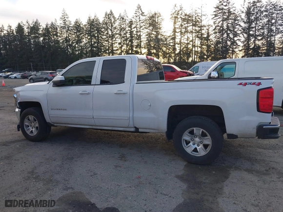 2018 Chevrolet Silverado 1500 LT with VIN 1GCVKREH9JZ188789, listed as a IAAI auction lot 41580133 with 63,322 mi miles. Bid and sale history available at carsss.com. Image 15.