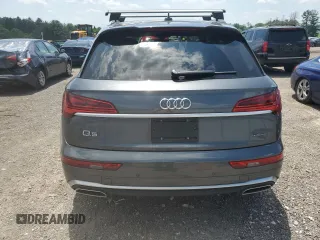 2023 Audi Q5 S line Premium Plus with VIN WA1E2AFY4P2081757, listed as a Copart auction lot 62160445 with 17,676 mi miles and Salvage title. Bid and sale history available at DreamBid. Image 6.