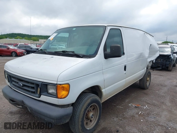 2006 Ford Econoline Cargo с VIN 1FTNE24L46HB42465, выставлен на аукционе IAAI как лот 42187321 с пробегом 127 950 миль миль и . История ставок и продаж доступна на DreamBid. Изображение 2.