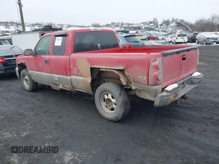 2003 Chevrolet Silverado 1500 with VIN 2GCEK19T431299780, listed as a IAAI auction lot 41537100 with 249,868 mi miles. Bid and sale history available at carsss.com. Image 3.