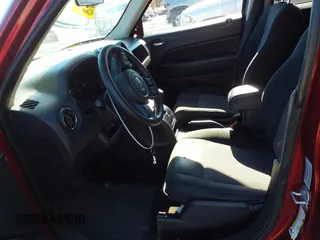 2015 Jeep Patriot Sport with VIN 1C4NJPBB7FD305149, listed as a IAAI auction lot 41643763 with 227,781 mi miles and . Bid and sale history available at carsss.com. Image 5.