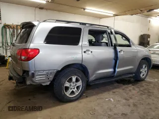 2011 Toyota Sequoia SR5 with VIN 5TDBY5G16BS048406, listed as a Copart auction lot 46434295 with 136,739 mi miles and Salvage Title. Bid and sale history available at carsss.com. Image 3.
