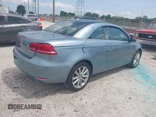 2013 Volkswagen Eos Komfort с VIN WVWBW8AH0DV001877, выставлен на аукционе IAAI как лот 42296540 с пробегом 111 994 миль миль и . История ставок и продаж доступна на DreamBid. Изображение 4.