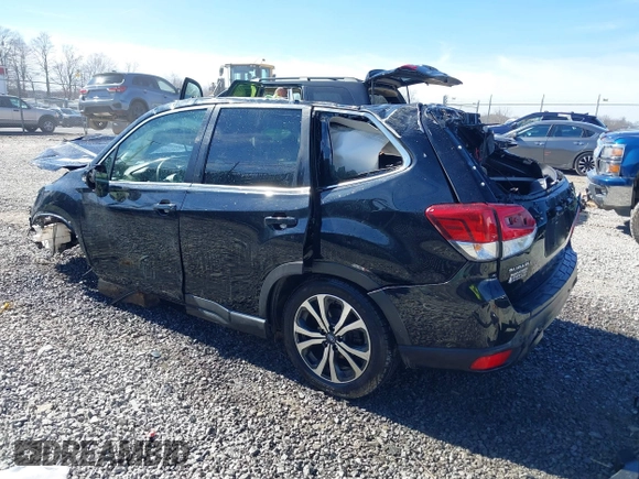 2020 Subaru Forester Limited with VIN JF2SKAUC6LH414730, listed as a IAAI auction lot 41826817 with 63,220 mi miles. Bid and sale history available at carsss.com. Image 3.