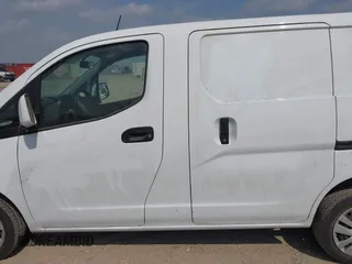 2020 Nissan NV200 Compact Cargo SV with VIN 3N6CM0KN6LK694679, listed as a IAAI auction lot 42060243 with 55,811 mi miles. Bid and sale history available at carsss.com. Image 14.