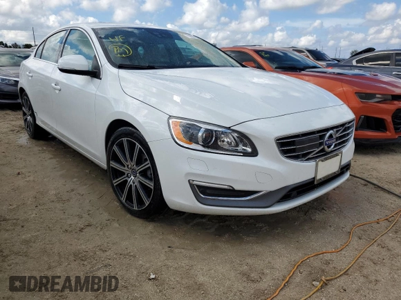 2017 Volvo S60 Inscription Platinum with VIN LYV402TM6HB195886, listed as a Copart auction lot 73937104 with 0 mi miles and Non Repairable. Bid and sale history available at carsss.com. Image 4.
