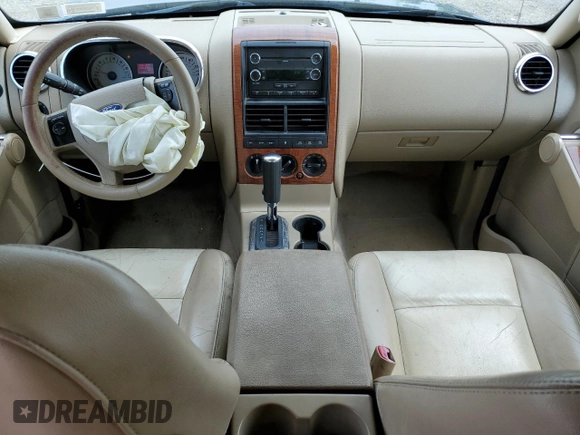 2008 Ford Explorer Eddie Bauer z VIN 1FMEU74E78UA13806, wystawiony jako Copart lot #63615595 z przebiegiem 233 963 mil mil oraz Szkoda całkowita • Salvage title. Historia ofert i sprzedaży dostępna na DreamBid. Obrazek 8.