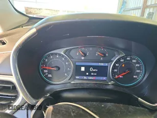 2022 Chevrolet Equinox LT with VIN 2GNAXUEV0N6146996, listed as a IAAI auction lot 42822165 with 16,852 mi miles and . Bid and sale history available at DreamBid. Image 1.