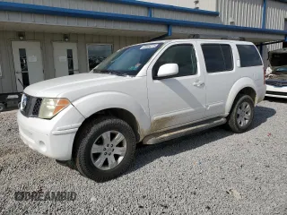 2006 Nissan Pathfinder SE z VIN 5N1AR18W26C623891, wystawiony jako Copart lot #55434515 z przebiegiem 196 111 mil mil oraz Szkoda całkowita • Salvage title. Historia ofert i sprzedaży dostępna na DreamBid. Obrazek 1.