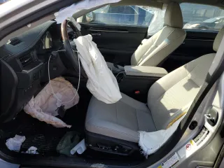 2018 Lexus ES with VIN 58ABK1GG4JU101875, listed as a Copart auction lot 43758595 with 0 mi miles and Salvage Title. Bid and sale history available at carsss.com. Image 7.