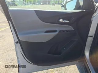 2020 Chevrolet Equinox LT z VIN 2GNAXJEV5L6230548, wystawiony jako IAAI lot #42573168 z przebiegiem 95 519 mil mil oraz . Historia ofert i sprzedaży dostępna na DreamBid. Obrazek 27.