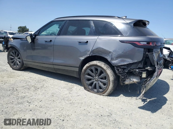 2018 Land Rover Range Rover Velar R-Dynamic SE z VIN SALYL2RV8JA772755, wystawiony jako Copart lot #61056515 z przebiegiem 45 098 mil mil oraz Szkoda całkowita • Salvage title. Historia ofert i sprzedaży dostępna na DreamBid. Obrazek 2.