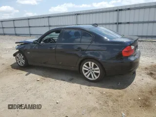 2007 BMW 3 Series 328i z VIN WBAVC53567FZ70196, wystawiony jako Copart lot #63136915 z przebiegiem 118 578 mil mil oraz Czysty tytuł • Clean title. Historia ofert i sprzedaży dostępna na DreamBid. Obrazek 2.