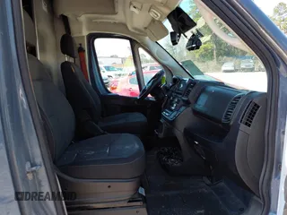 2022 Ram ProMaster Cargo with VIN 3C6MRVJG6NE116762, listed as a IAAI auction lot 40549769 with 77,027 mi miles and . Bid and sale history available at DreamBid. Image 5.